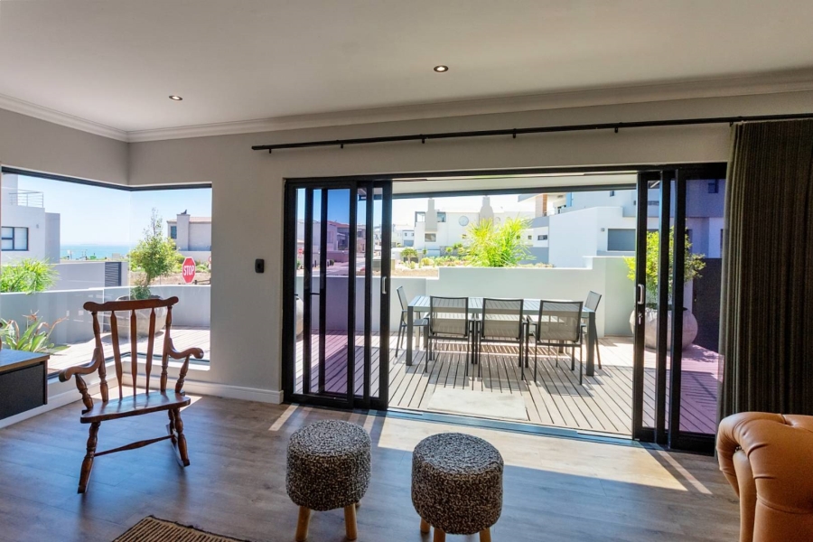 3 Bedroom Property for Sale in Calypso Beach Western Cape